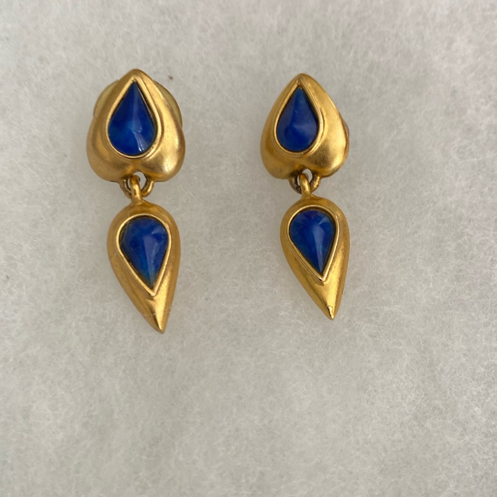Faux Blue Lapis and Gold tone Drop Earrings